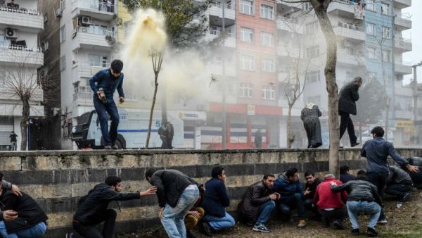 Kurdish protesters clash with Turkish police in the southeastern city of Diyarbakir. (AFP/File)