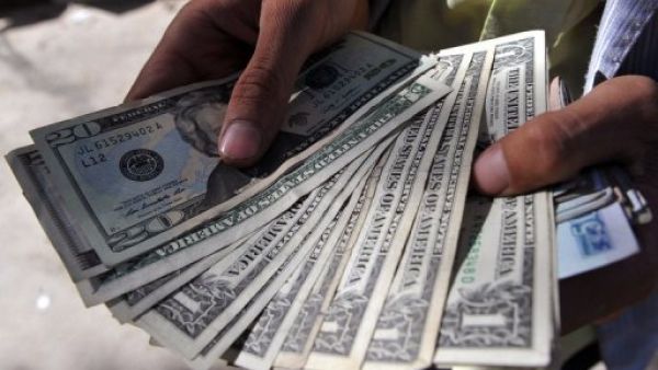 The US dollar stands out in a sea of fluctuating currency. (File photo)