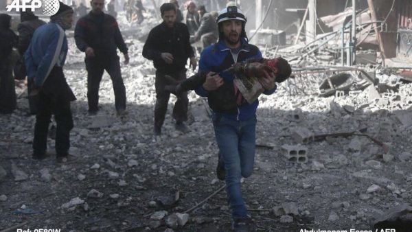 وفي 26 فبراير (شباط)، أعلنت موسكو "هدنة إنسانية" اعتباراً من 27 فبراير (شباط) من الساعة 9,00 وحتى 14,00.