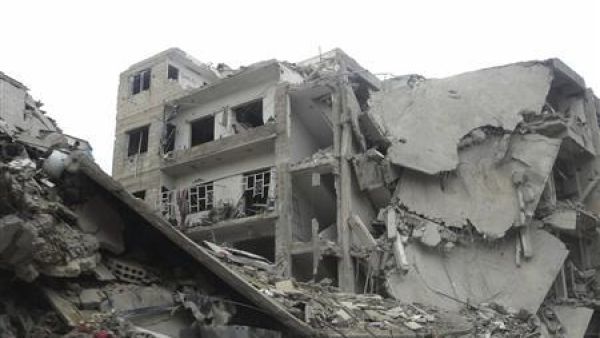 اكتشاف 3 مقابر جماعية لجنود سوريين في مطار أبو الضهور
