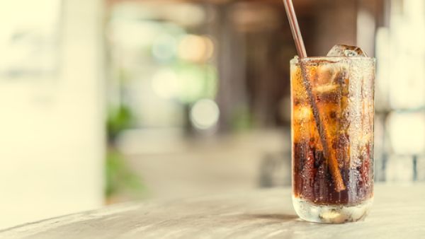 المياة الغازية تعرضك للسمنة بشكل كبير
