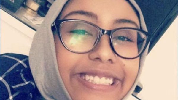 ابتسامة "نبرة" البريئة لم تحمها من نار الكراهية
