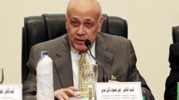 القاضي أيمن عباس رئيس اللجنة العليا للانتخابات
