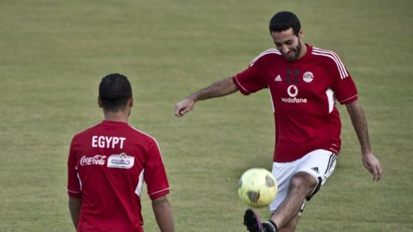 Former Egyptian start footballer Mohamed Aboutrika training with the national team in Cairo for the World Football Championship from 14 June for a month in Russia. It seems he and the rest of the footballers will now have to fast during Ramadan which partly coincides with the matches. (AFP/File Photo)	
