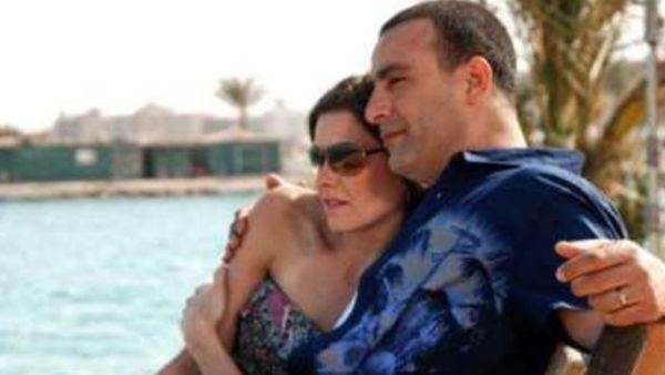 يسرا اللوزي و احمد السقا في (خطوط حمراء)