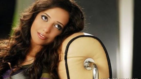 الفنانة المصرية راندا حافظ 