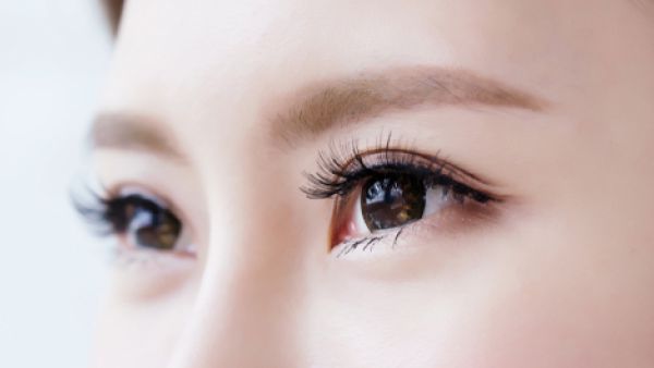 زيت الزيتون يحمي جيداً الأوعية الدموية للعين