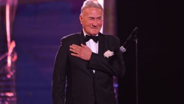 عزت أبو عوف