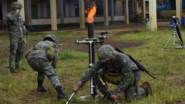 مقتل جندي وإصابة 11 آخرين بهجوم للمسلحين الشيوعيين في الفلبين