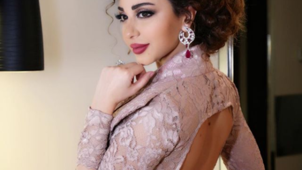 ميريام فارس (https://www.instagram.com/myriamfares/)
