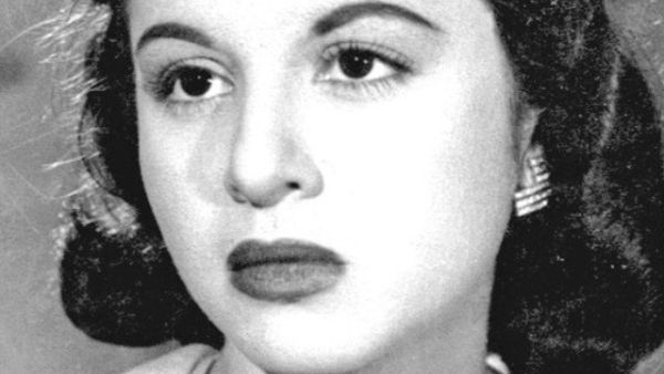 A figure of the golden age of Egyptian cinema, Hamama’s career reached its pinnacle in the 1940s and 1950s. (Imgbuddy.com)