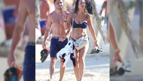 الممثلة فيرني مكان وعشيقها أرثر كولينز