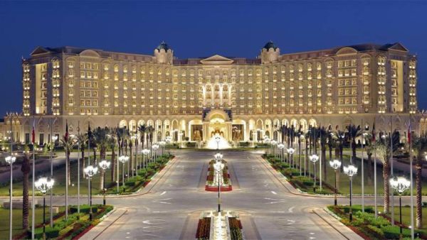 فندق ريتز كارلتون الرياض