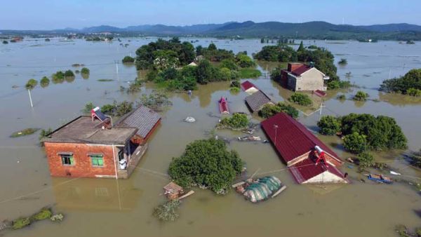 مصرع ما لايقل عن 237 شخصاً نتيجة الأمطار والفيضانات في الصين