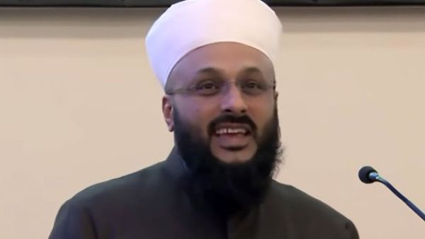 Sheikh Faiz-ul-Aqtab Siddiqi (Twitter)