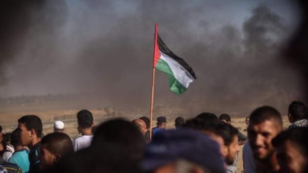 يطالب المحتجون برفع الحصار الإسرائيلي المفروض على قطاع غزة منذ منتصف عام 2007

