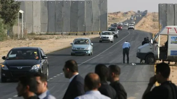 معبر رفح الحدودي بين قطاع غزة ومصر