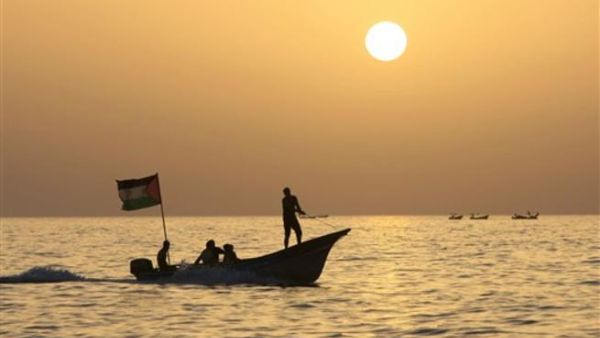 صيادون في مياه غزة