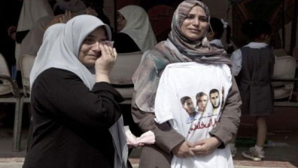 عائلات المختطفين في سيناء تطالب بالكشف عن مصير ابنائها