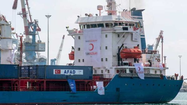 السفينة “ليدي ليلى” تحمل على متنها 11 ألف طن من المساعدات الإنسانية