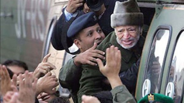 اجهزة الامن في غزة قامت بترميم مروحية ابو عمار ووضعها في مقر انصار الامني