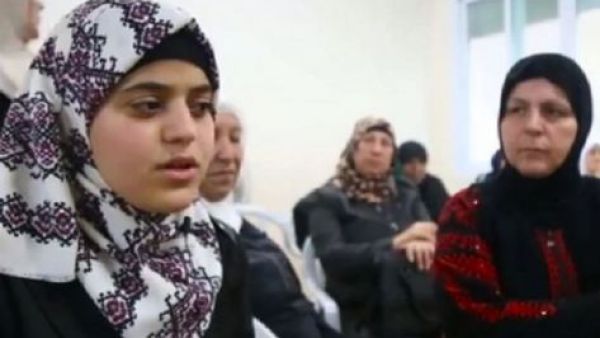 ايمان ابو صبيح (17 عامًا) ابنة الشهيد مصباح أبو صبيح