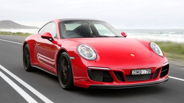 بورشه 911 GTS 