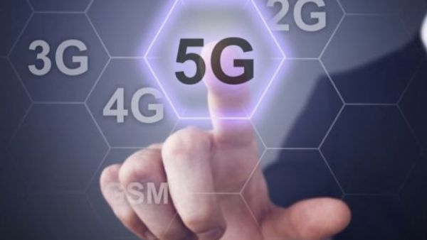 الجيل الخامس من الإنترنت عالي السرعة – 5G – سيوفر منصة لأنظمة آلية مثل روبوتات خط الإنتاج والآلات الزراعية والمصانع وفي مجالات مثل التنقيب عن النفط