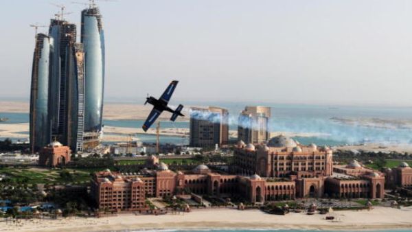 ارتفع بذلك عدد نزلاء الفنادق والمنتجعات والشقق الفندقية في أبوظبي بنسبة 10% بنمو 25%، بحسب إحصائيات لهيئة أبوظبي للسياحة والثقافة