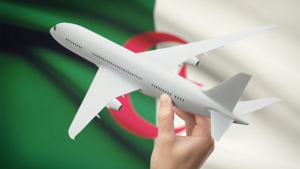 غلاء أسعار التذاكر صيفاً تحرم المغتربين الجزائريين من السفر إلى بلادهم