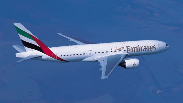 طيران الإمارات
