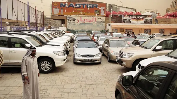 سكان بغداد ومناطق وسط العراق فيفضلون السيارات المكيفة والمريحة سواء كانت المانية أو كورية