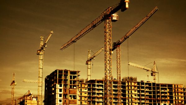 حجم الطلب على الروافع البرجية والمصاعد بلغ مستويات جيدة نظراً لتعاظم حجم وعدد المشاريع العمرانية والإنشائية في مختلف إمارات الدولة