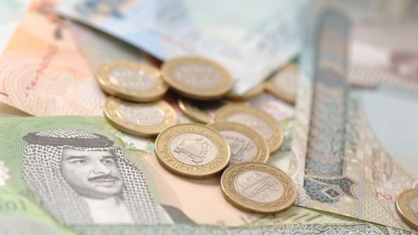 الاقتصاد البحريني ينتعش بعد التحرك الخليجي الثلاثي 