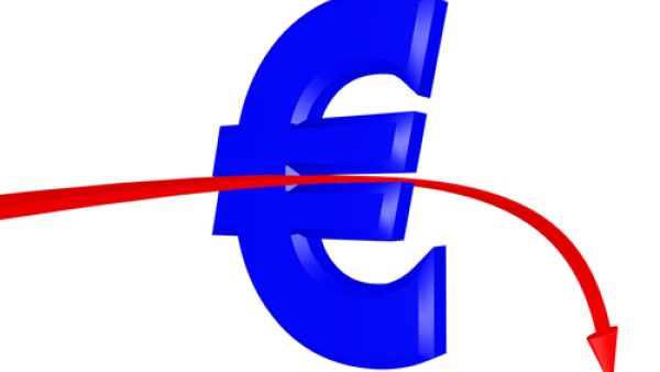 هبطت الأسهم الأوروبية في بداية التعاملات اليوم الاثنين مع تضرر بنوك جنوب أوروبا