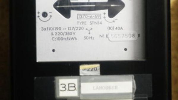 Authority will soon replace power meters in all residential, commercial and industrial buildings in Sharjah