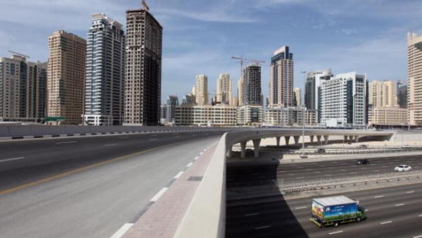 أشار إلى أن ممثلي الوكالات برروا تباين أسعار السيارات في الدولة مع مثيلاتها في الأسواق الخليجية، بالتكاليف التشغيلية المرتفعة، التي تتحملها الوكالات المحلية، موضحين أن نسب الفروق السعرية محدودة بين الوكالات المحلية والخليجية
