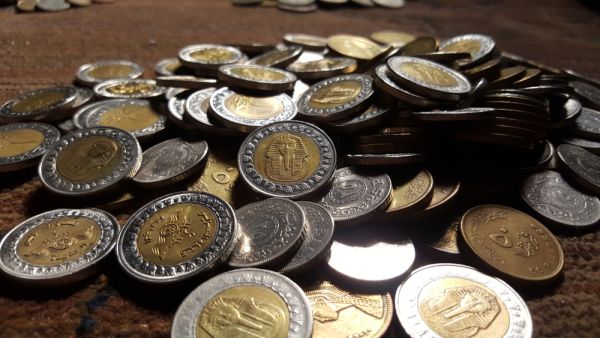 مضاعفة الاستثمارات الأجنبية المباشرة  قد تكون الحل للخروج من «المعادلة الاقتصادية الصعبة»