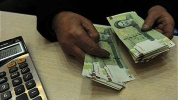 تقدر قيمة الموازنة المقترحة بأكثر من 300 مليار دولار، وتم احتسابها على أساس سعر برميل النفط عند 100 دولار وأن الدولار يعادل 26 ألف ريال