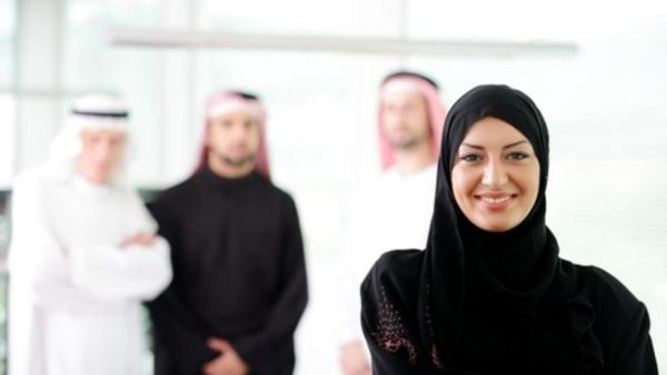 النماذج الناجحة للنساء في قيادة مؤسسات استثمارية تجعلنا ندرك أن إنجازات المرأة العربية والخليجية على صعيد تعزيز مهارات العمل في القطاع الخاص وتأسيس كيانات استثمارية، ستساهم ولا شك في دفع عجلة التنمية الاقتصادية
