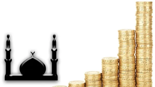 بريطانيا اعتمدت ستة بنوك إسلامية بينما يقدم 20 بنكا اخر خدمات تلتزم بمبادئ الشريعة الإسلامية لافتا الى ان 25 شركة محاماة بريطانية تقدم بدورها استشارات قانونية حول الخدمات والاستثمارات الاسلامية