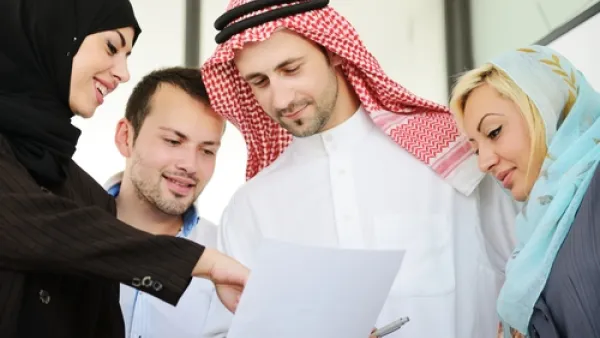 الشارقة تعزز التوطين في قطاعاتها الاقتصادية 