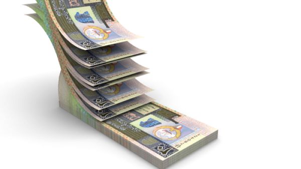 في الكويت إن عدم الالتزام بالقانون الأمريكي سيترتب عليه خصم 30 في المائة من التحويلات المالية للمصرف أو الشركة غير الملتزمة في تعاملاتها مع المصارف الأمريكية
