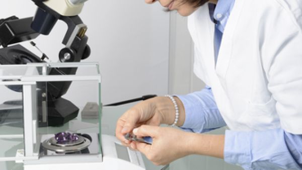 المختبر الجديد سيتيح فرصة الفحص داخل السعودية، بعد أن كان تجرى في المختبرات في الخارج