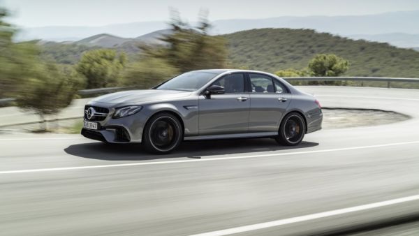 وصلت مبيعات مرسيدس AMG في العام الماضي الى 99,235 سيارة, أي بفارق بسيط عن الـ 100 ألف