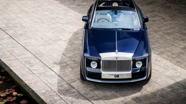 رولز رويس تكشف عن Sweptail الوحيدة من نوعها