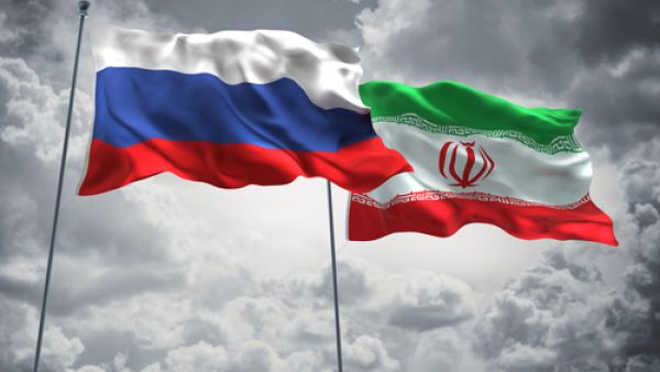 تجري روسيا وإيران مناقشات بشأن إمدادات يومية قدرها 100 ألف برميل يوميا من النفط الإيراني في مقابل بضائع