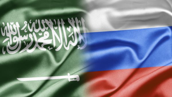 تخفض منظمة البلدان المصدرة للبترول (أوبك) ومنتجون آخرون تقودهم روسيا إنتاج النفط حتى نهاية مارس 2018