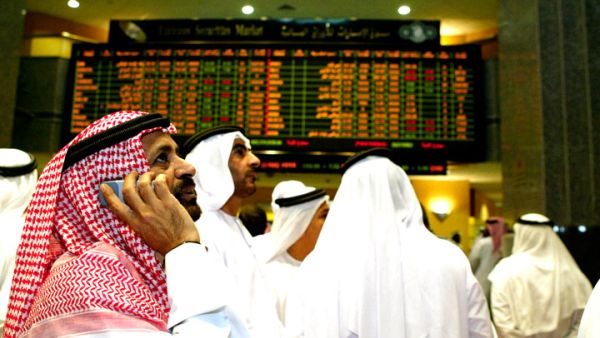 اختتم مؤشر سوق دبي جلسته منخفضاً أيضاً 10 نقاط بنسبة 0.3% لينهي التداولات عند مستوى 3001 نقطة