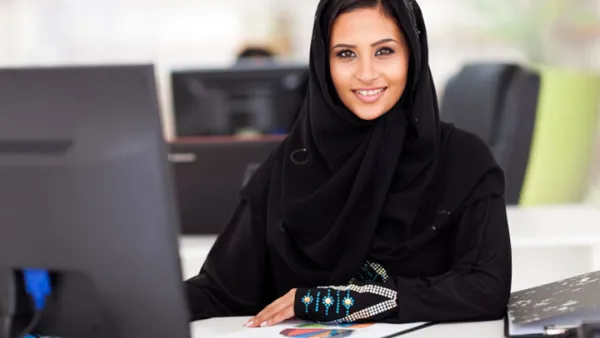 تنويع السلة الوظيفية في المرحلة الثالثة قرار مهم خصوصا فيما يتعلق بالصيدليات والتجميل والإكسسوارات